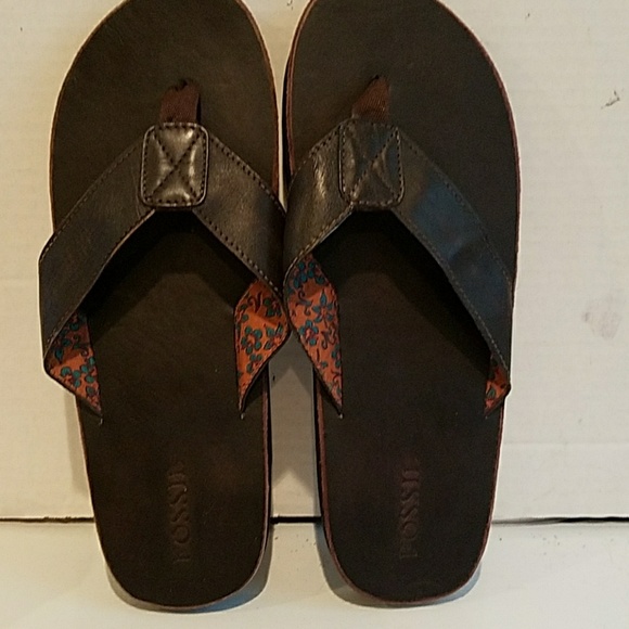 fossil flip flops